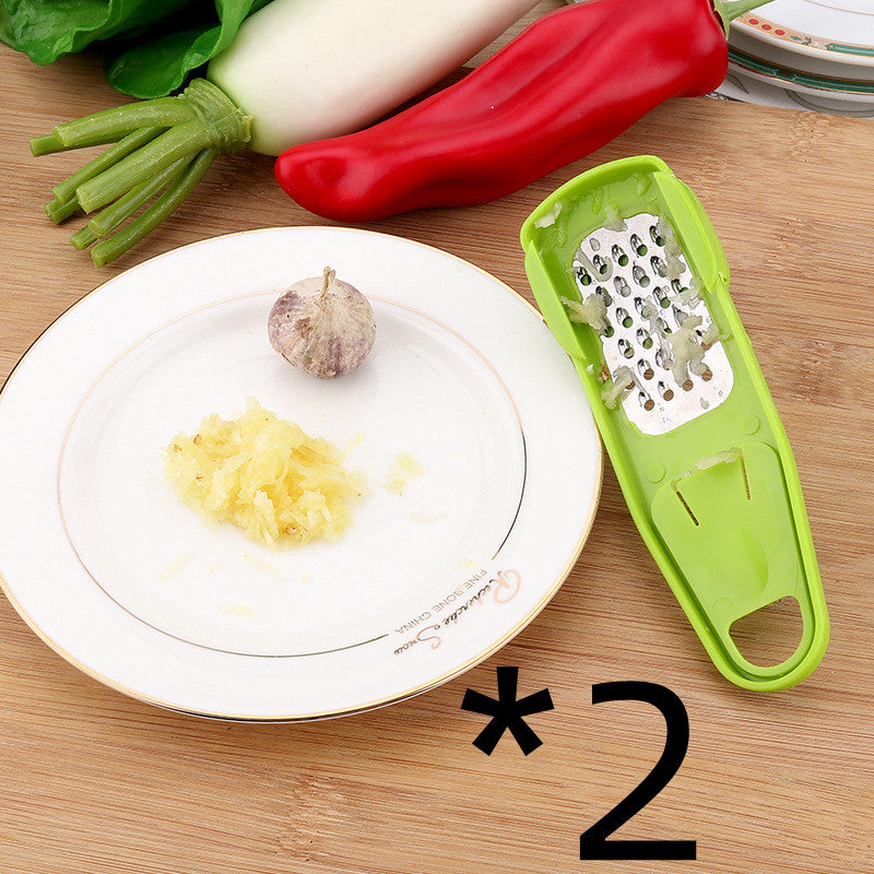 Compact garlic grater size details